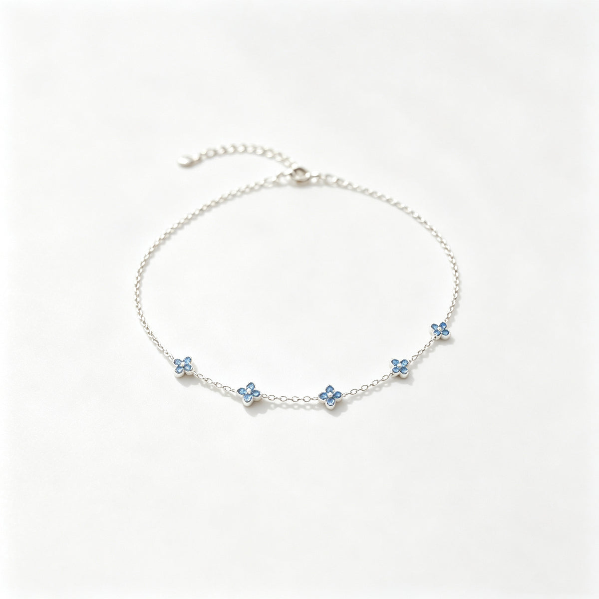 POFFLET Petal Pop Bracelet in Sky Blue