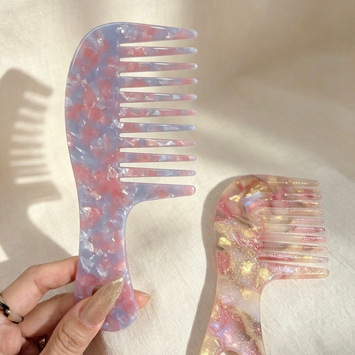 POFFLET Pocket Mood Comb detail view