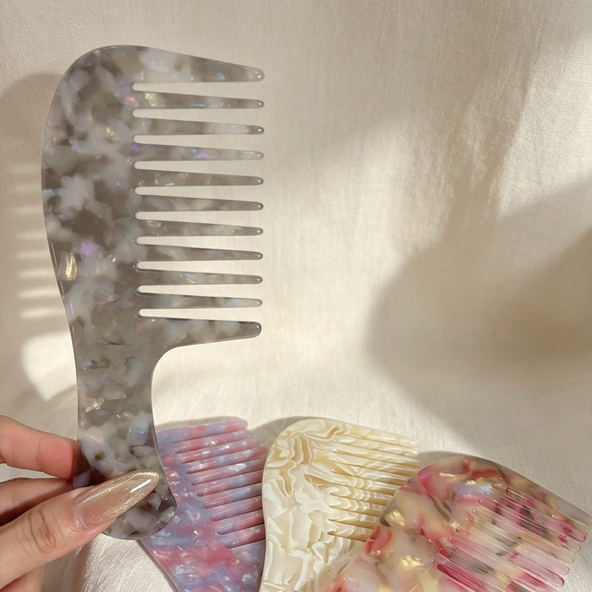 POFFLET Pocket Mood Comb detail view
