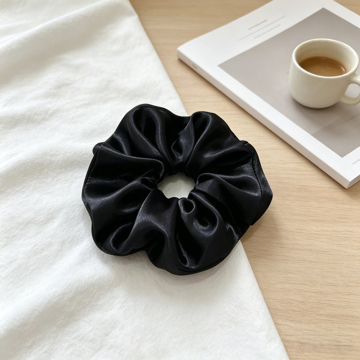 POFFLET Soft Shine Scrunchie in Black