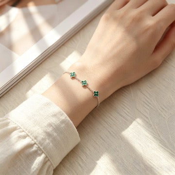 POFFLET Petal Pop Bracelet detail view