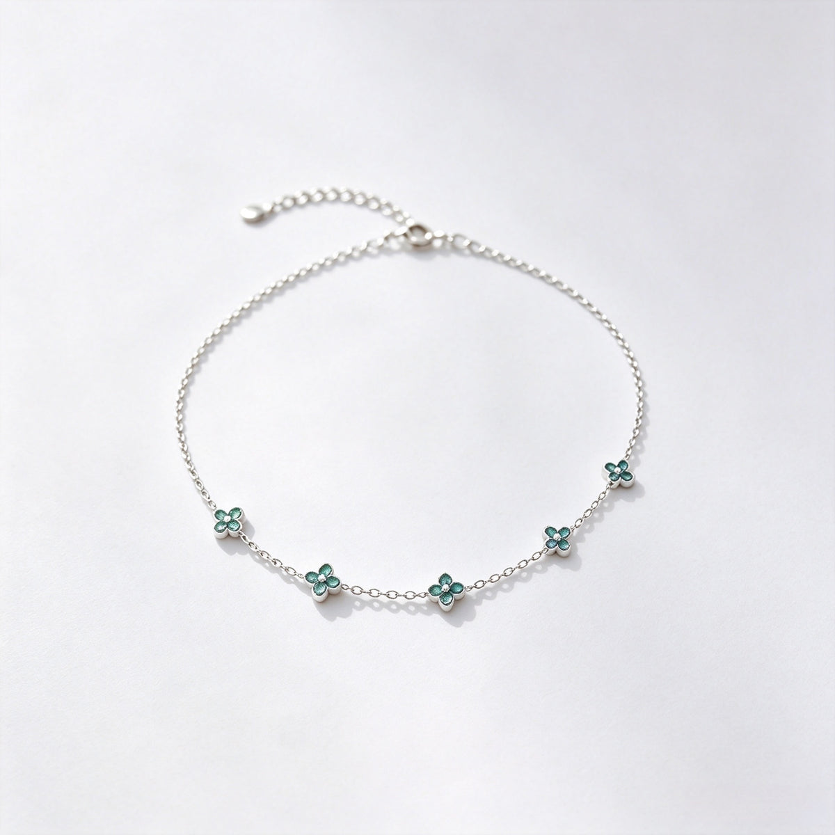 Petal Pop bracelet in Seafoam Spark on white background